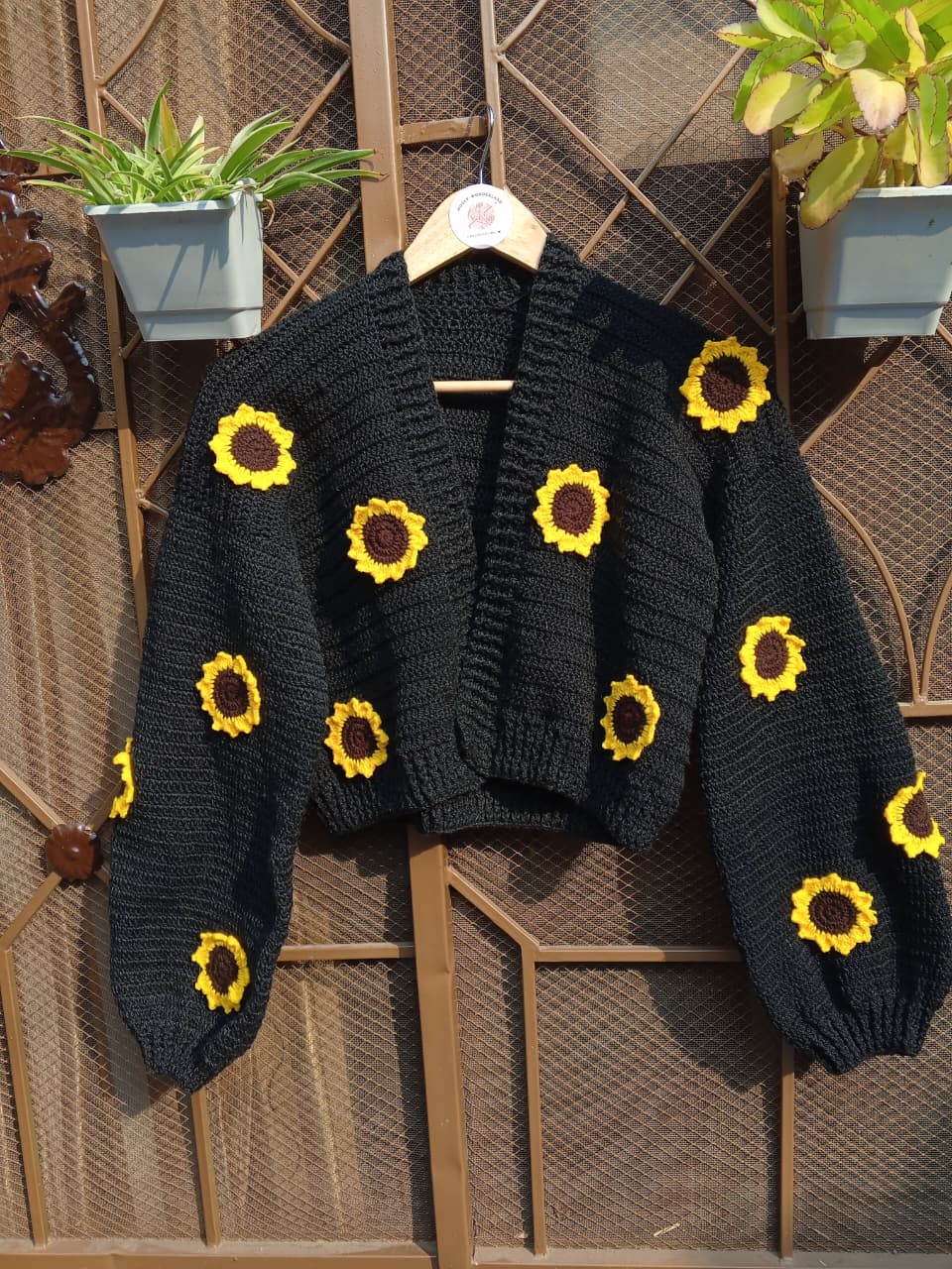 Floral Crochet crop Cardigan